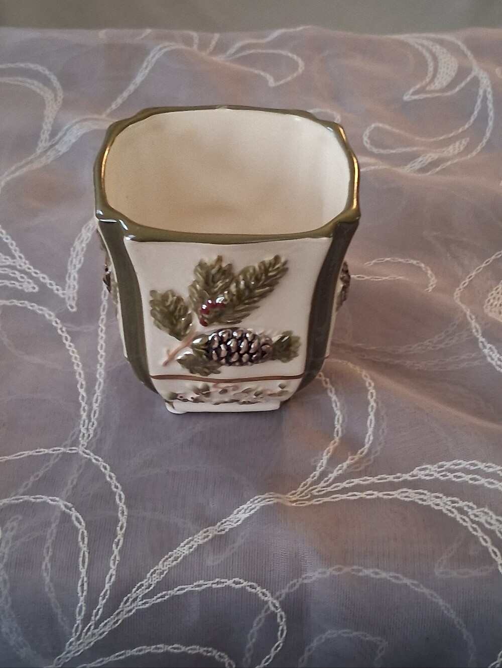 Vintage (1998-2002) Yankee Candle Ceramic Pinecone Votive Holder